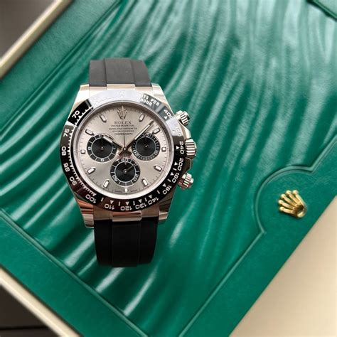 rolex daytona 白金.